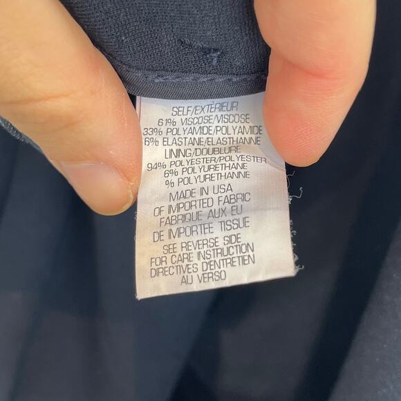 THEORY Vielio Fixture Ponte Pants Flat Front Side Zip Cropped Navy Blue Size 0 - Picture 9 of 10